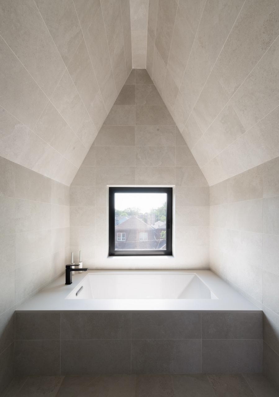 7_borden-residence-studio-ac-toronto-house-renovation_dezeen_2364_ss_6_调整大小.jpg