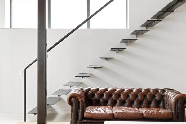 旧房改造项目：复古艺术时尚的loft住宅