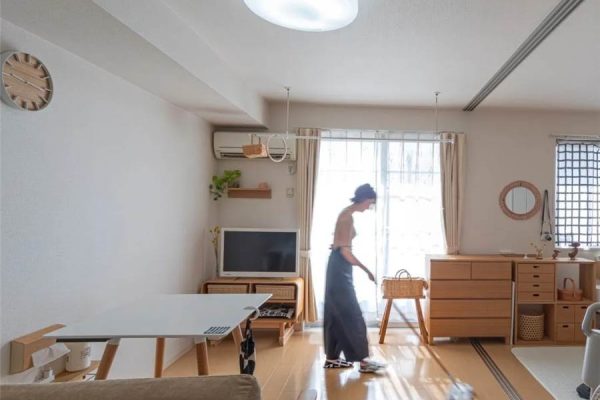 一直独居一直爽！35岁日本姑娘“独居11年”，每天“坚持断舍离”，过得超精致！