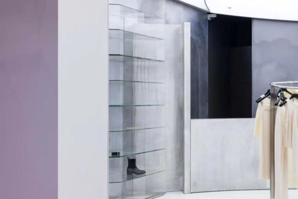 时尚、中性、简约：来自韩国的服装店空间设计
