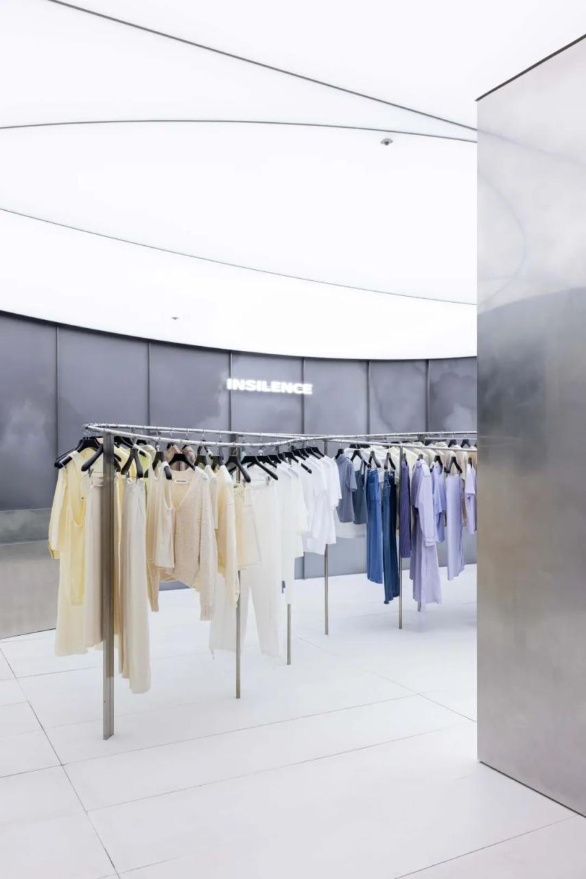 时尚、中性、简约：来自韩国的服装店空间设计
