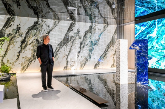 青岛简一4.0价值体验馆盛大启幕,梁建国倾力打造沉浸式价值新地标