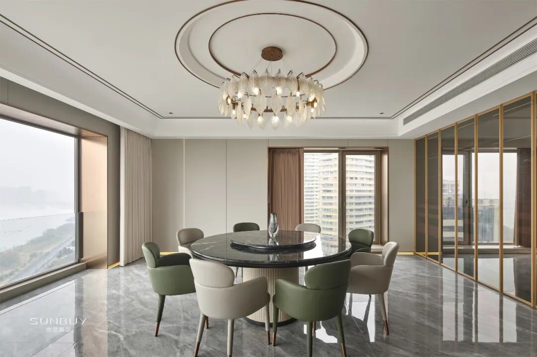 高定木作新范式:尚佰高定实景新作长江之门 410㎡意式大宅质感落地