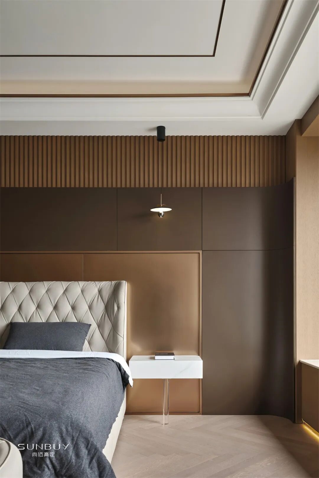 高定木作新范式:尚佰高定实景新作长江之门 410㎡意式大宅质感落地